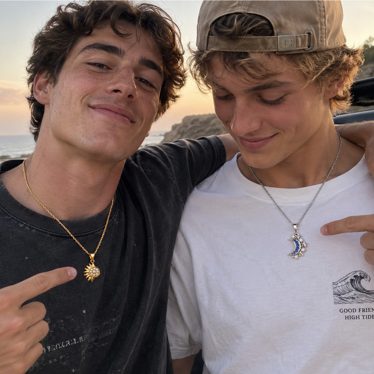 🔥Over 100,000 units sold丨2026 VIVALORA® Cosmic Bond Magnetic Matching Necklaces